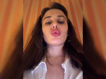 MoniClark webcam model stream image