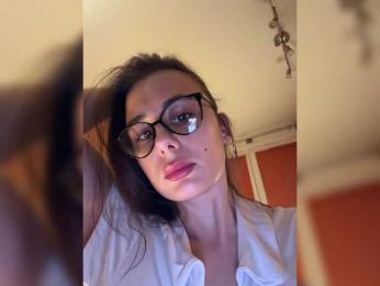 MoniClark webcam model stream image