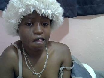 Drippyfey webcam bongacams model stream image