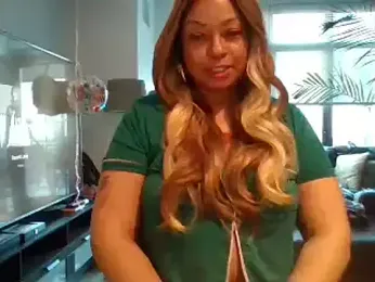 MSweetLindaParks webcam model stream image