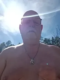 andrejoyfull64 webcam stripchat model stream image