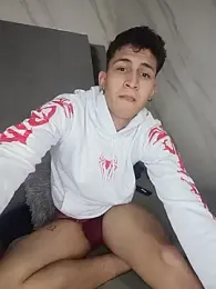 Axel_Romanov webcam model stream image