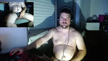 Kohaynewbie webcam stripchat model stream image