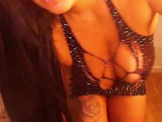 madelene-navarro webcam camsoda model stream image