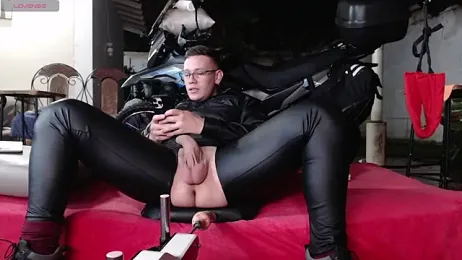 Neil_and_isaac webcam stripchat model stream image