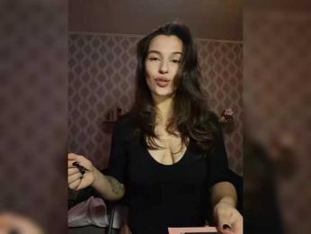 honey-bunny-lola webcam model stream image