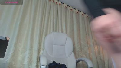 ZoeDubbon webcam model stream image