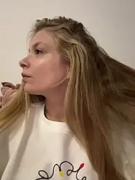 AnastasiaAniess webcam model stream image