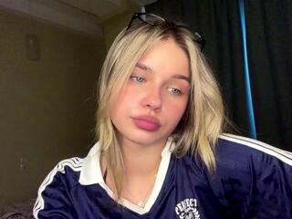 Brittany Stumpf webcam model stream image