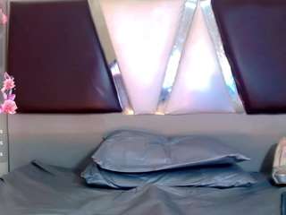 valentina-kiss webcam model stream image