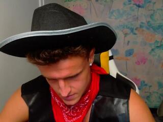 Leo Cavalli webcam model stream image