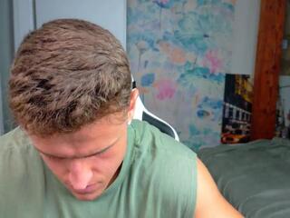 Leo Cavalli webcam model stream image