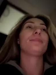 LetsFunKARINA webcam model stream image