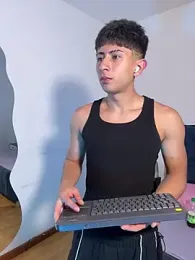 Andy_Justgame webcam stripchat model stream image