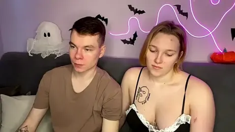 julielourens webcam model stream image