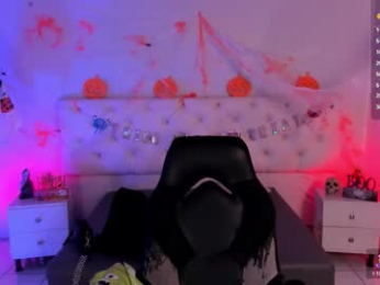 aron_cruz12 webcam chaturbate model stream image