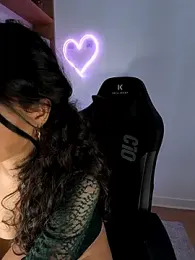 Naughty-Jessie webcam model stream image