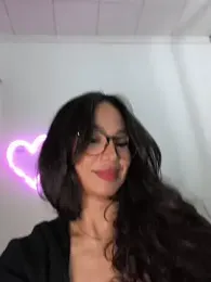 Naughty-Jessie webcam model stream image