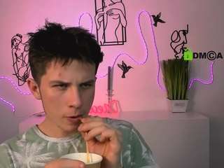 leo-valor webcam model stream image