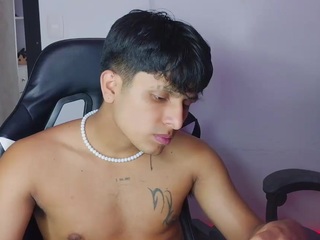 dannyfans7 webcam model stream image