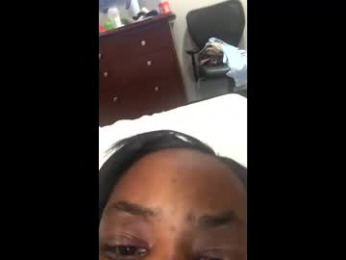 minniehunney webcam model stream image