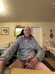 cutaboverest webcam model stream image