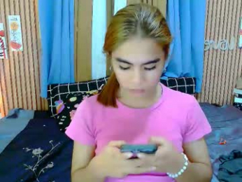 mikhayla_and_zeus_room webcam model stream image