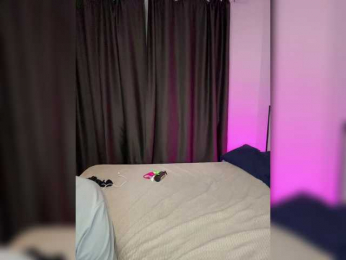 Cris_Mi webcam bongacams model stream image