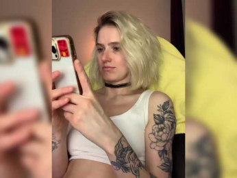 Asya_ webcam model stream image