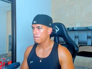 Max Mayers webcam model stream image