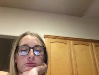 tt_duey webcam model stream image