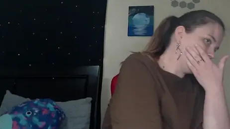 ToxicLilly webcam model stream image