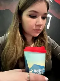 PumaShyXD webcam model stream image