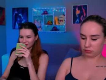 angie_foxy webcam model stream image