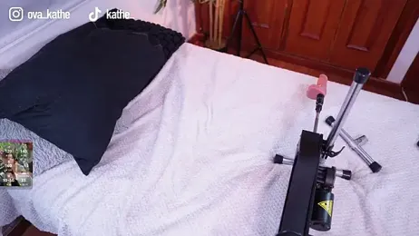 Lucy_fit webcam model stream image