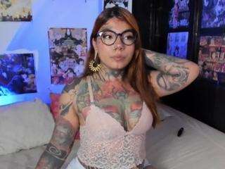 coralinewolf webcam model stream image