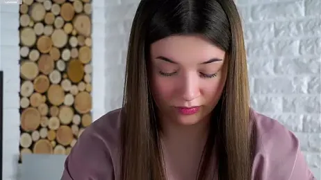 LowOncoming webcam model stream image