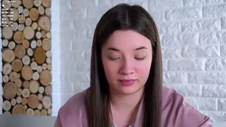 LowOncoming webcam model stream image