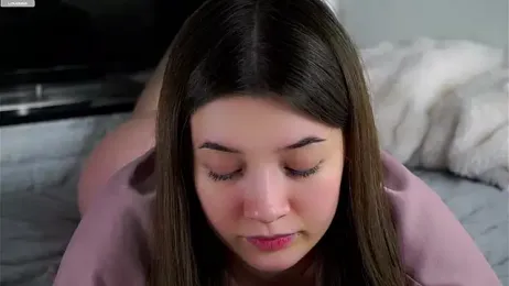 LowOncoming webcam model stream image