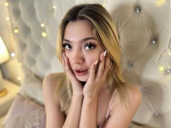 AmandaHarris webcam model stream image