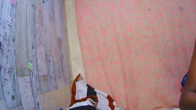 Ornelahkiss webcam model stream image