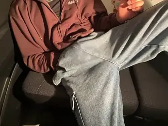 SPOTSCAMEL webcam model stream image