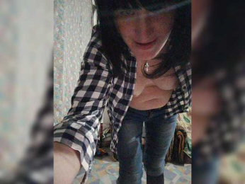 Xo4y-SeXa webcam model stream image