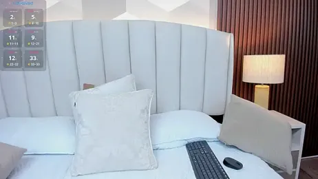 Julietasantos__ webcam model stream image