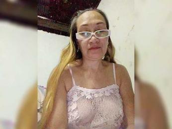 cherrywhite03 webcam model stream image