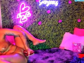 missprettything webcam model stream image