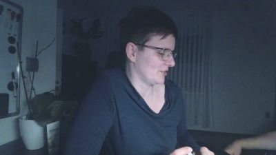 oOSUSIOo webcam cam4 model stream image