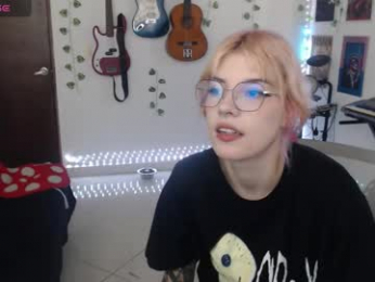 lovely_cass webcam chaturbate model stream image