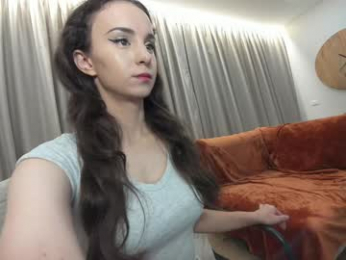 ehotlovea webcam chaturbate model stream image