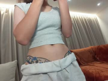 ehotlovea webcam chaturbate model stream image